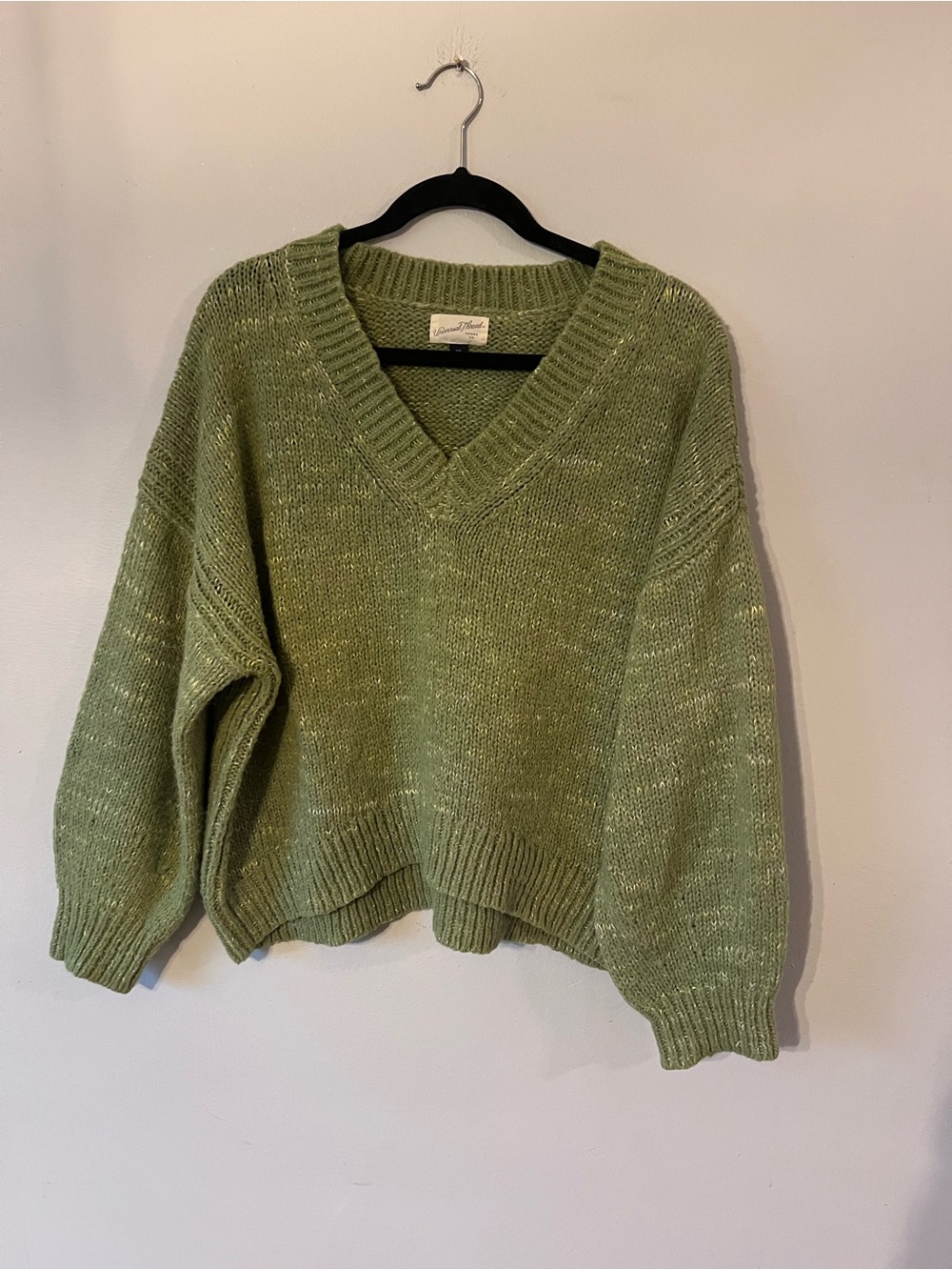 Universal Thread Olive Green V-Neck Sweater